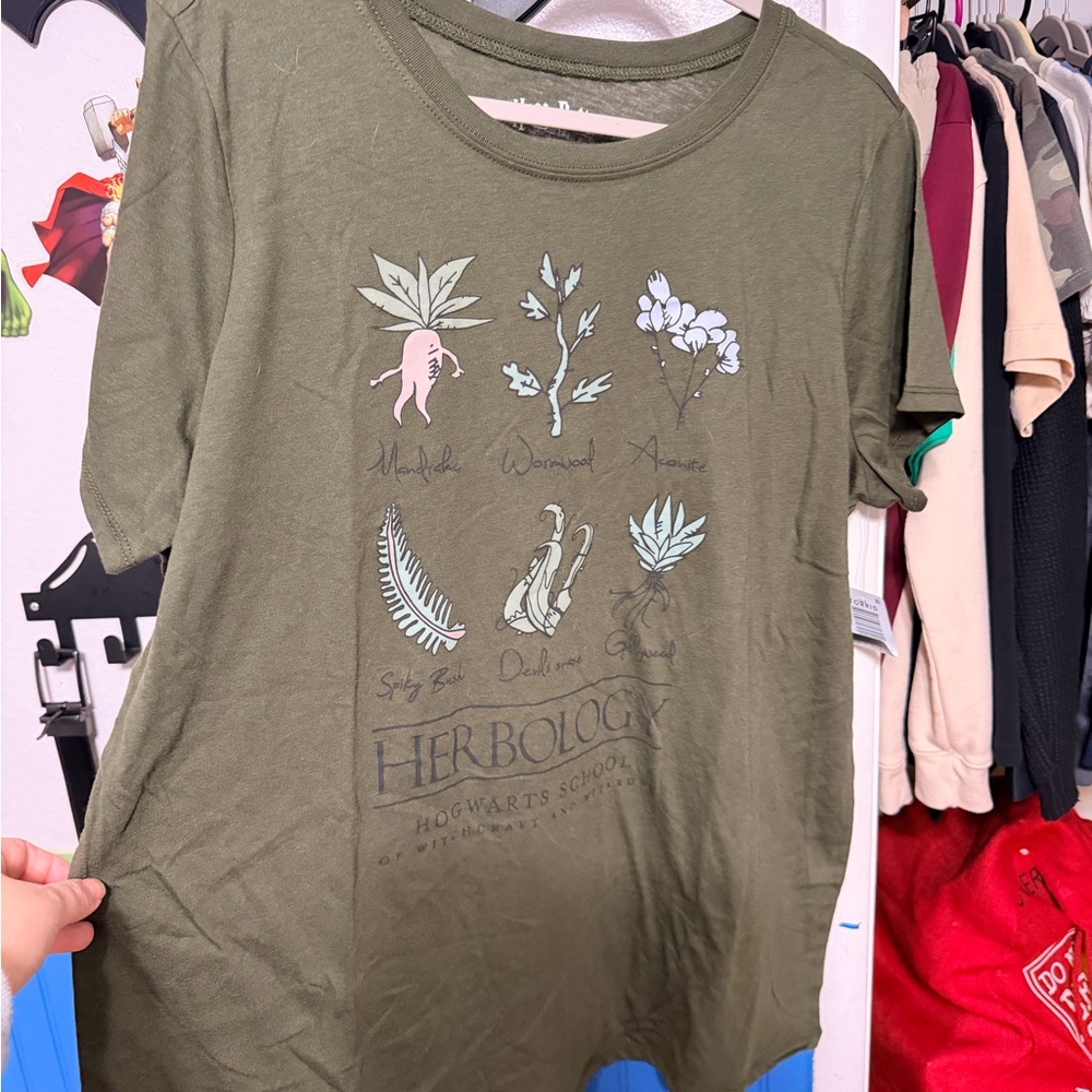 Torrid - Warner Bros. Olive Harry Potter T-Shirt